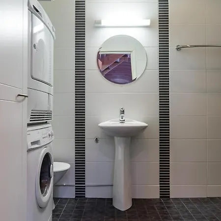 Sarahovi A Apartment *